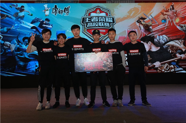 攻队友破门 攻队友破门